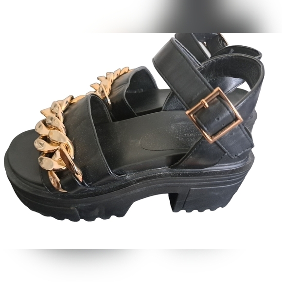 TRUFFLE COLLECTION black platform chunk thick chain sandals Academia Wednesday 7 - Picture 2 of 8